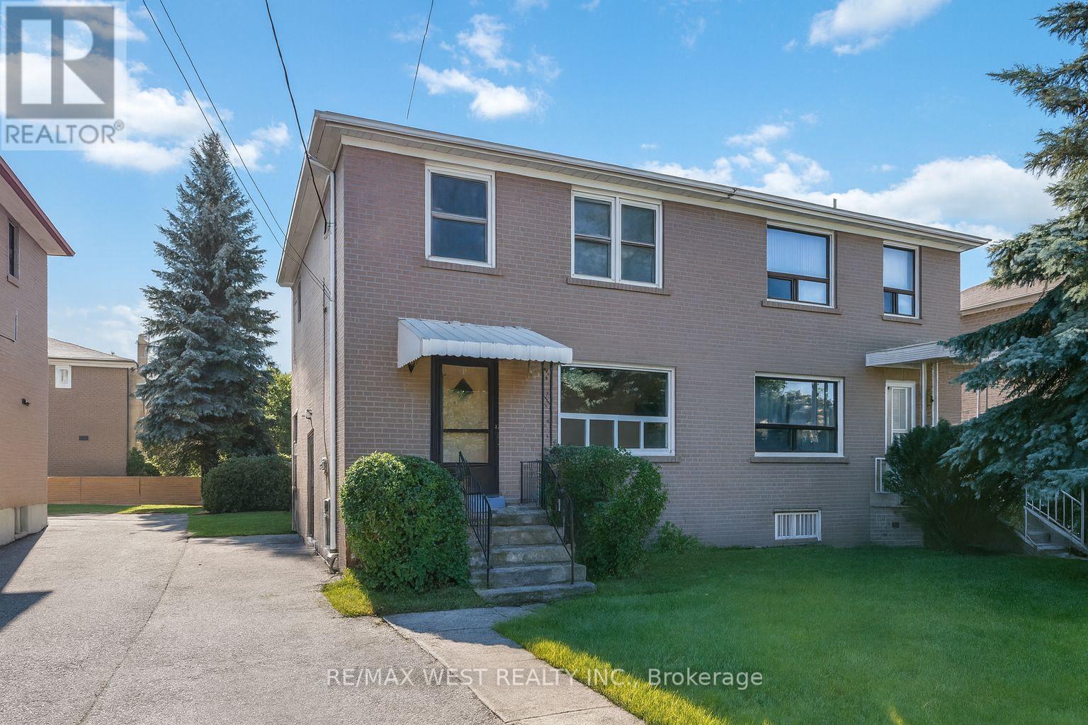 241 Eileen Ave, Toronto, ON M6N 1W5