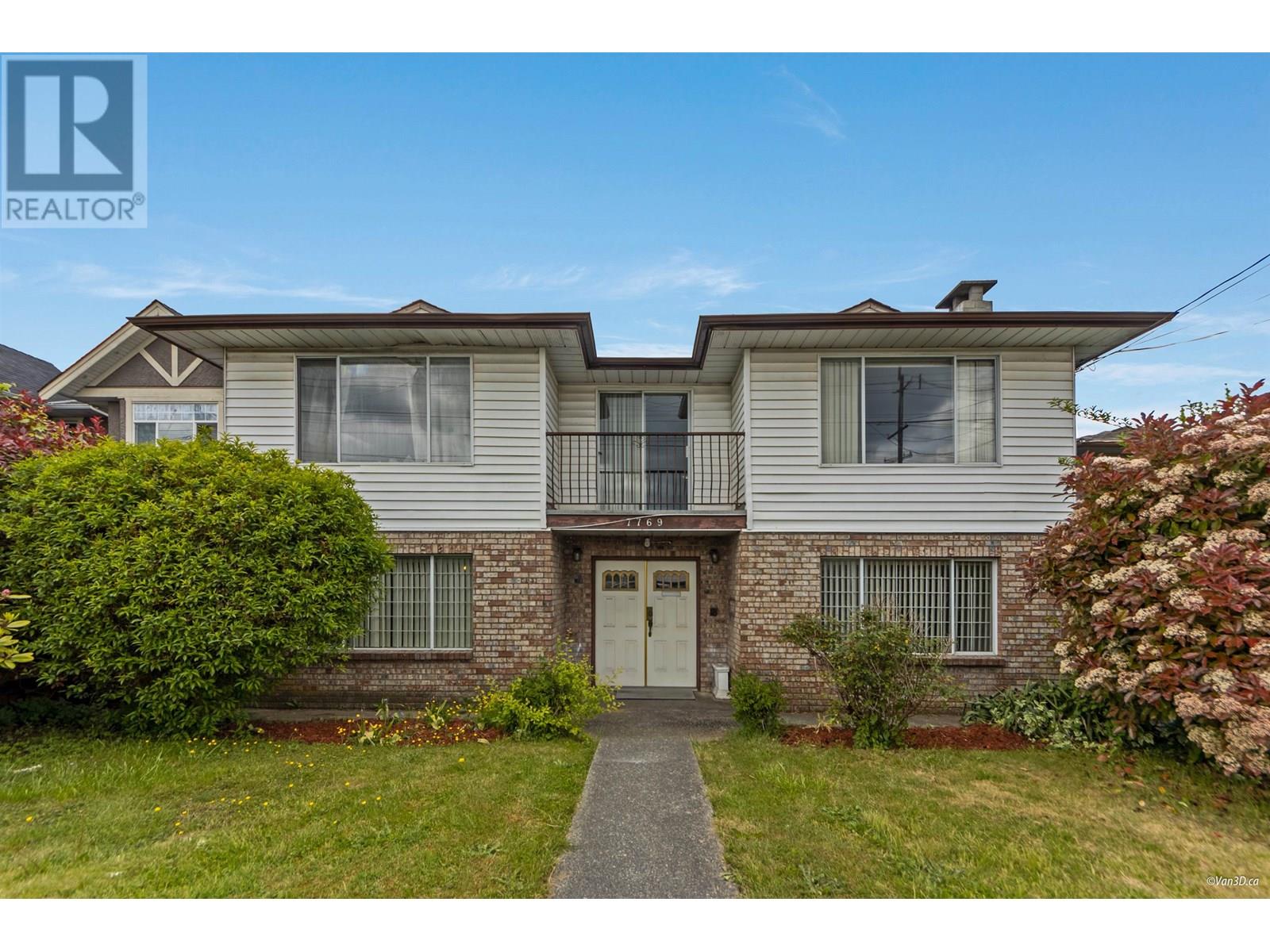 7769 10th Avenue, Burnaby, BC V3N 2S2