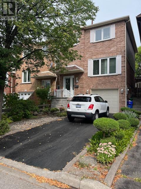 102 Swinton Cres, Vaughan, ON L4J 3V5
