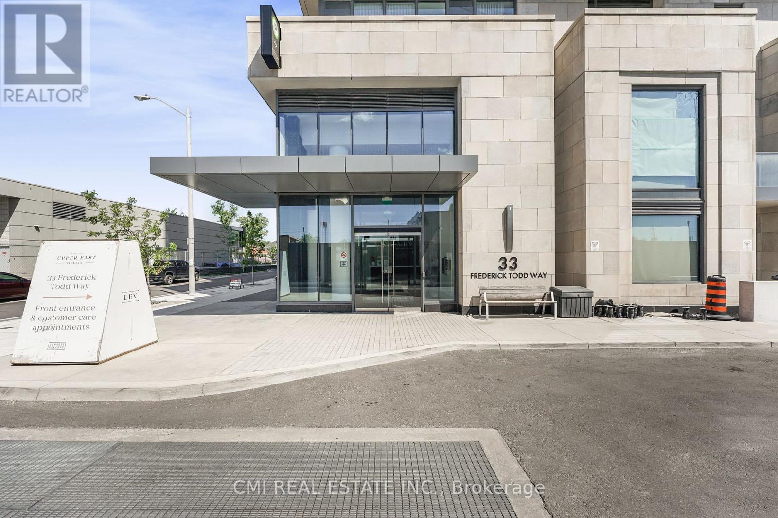 1603 33 Frederick Todd Way, Toronto, ON M4G 0C9