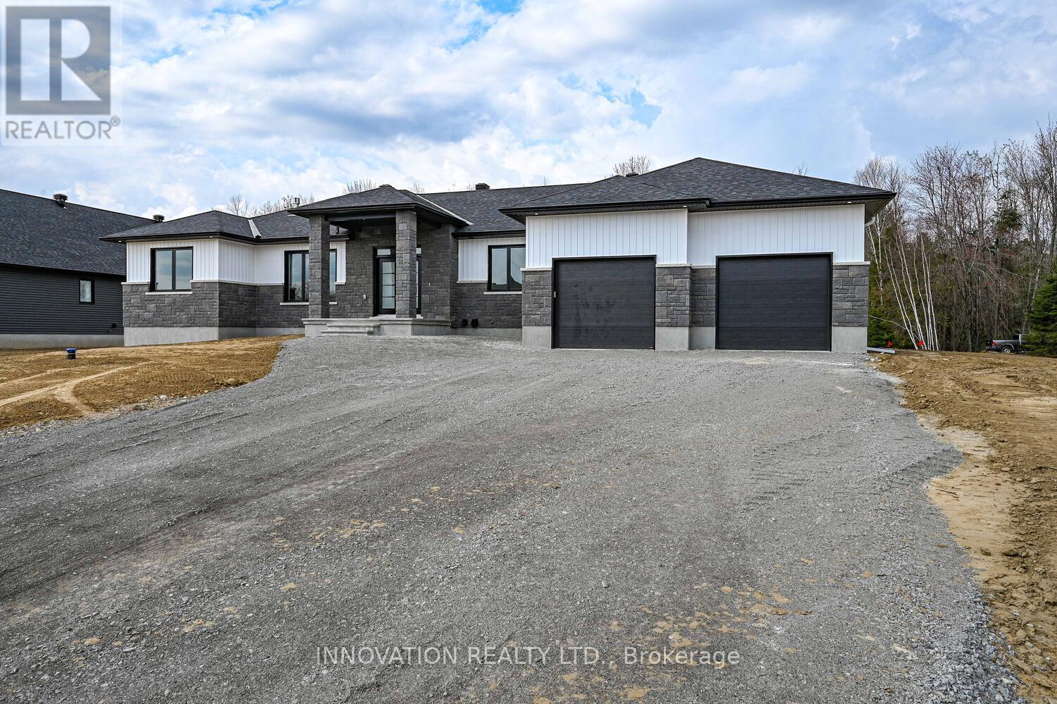 1683 Sharon St, North Dundas, ON K0E 1S0