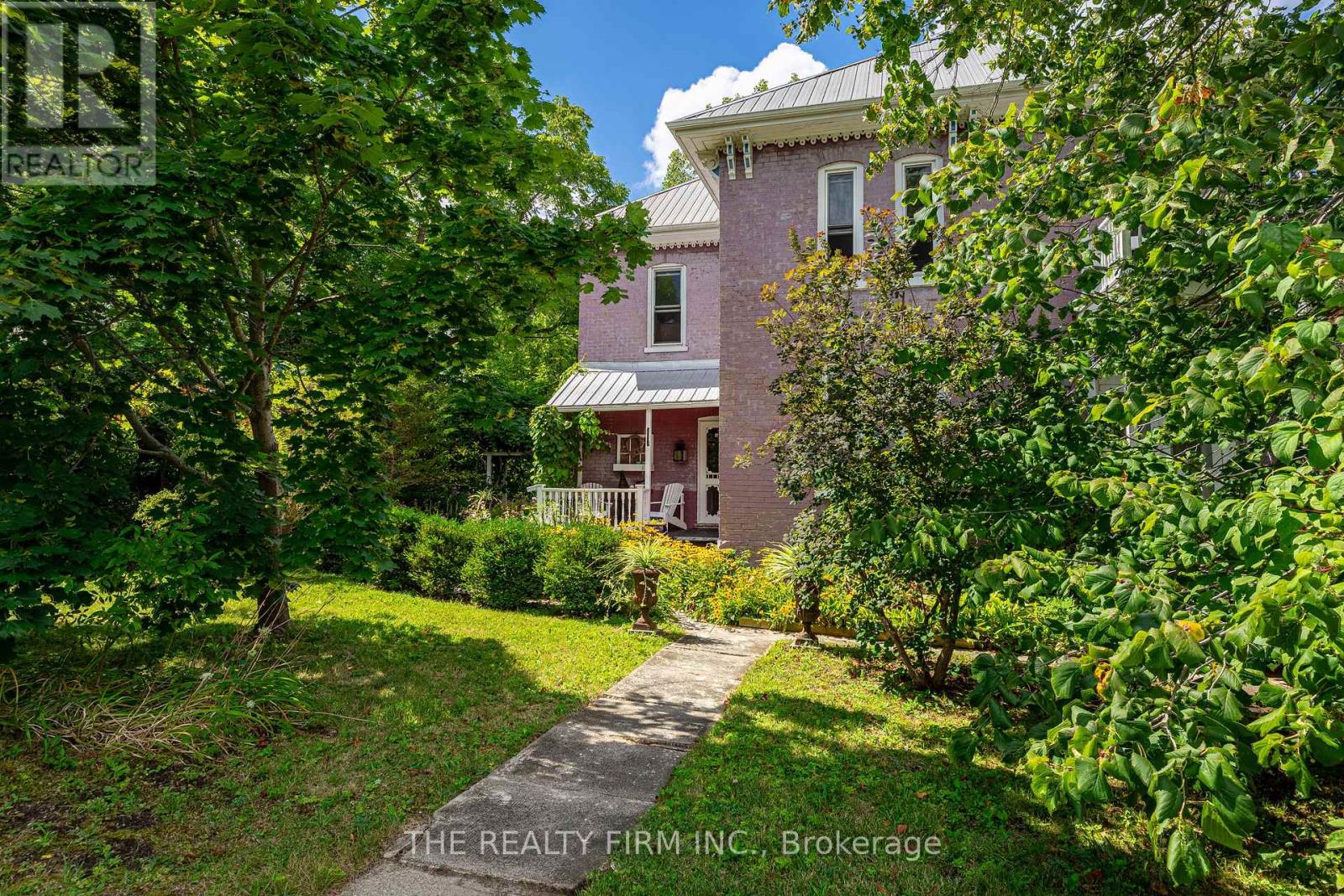 9785 John St N, Southwold, ON N0L 2E0