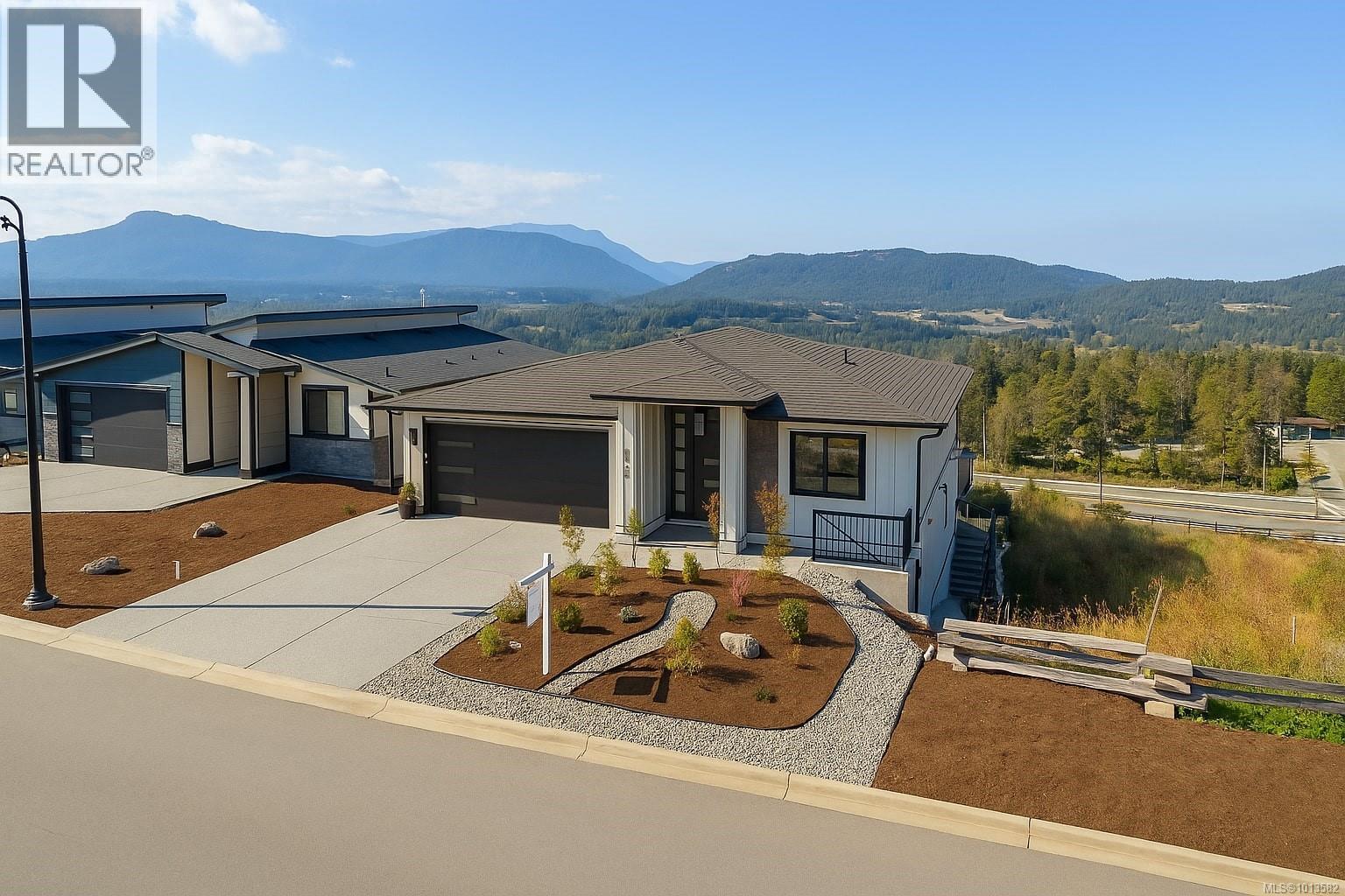 3195 Woodrush Dr, Duncan, BC V9L 0G1