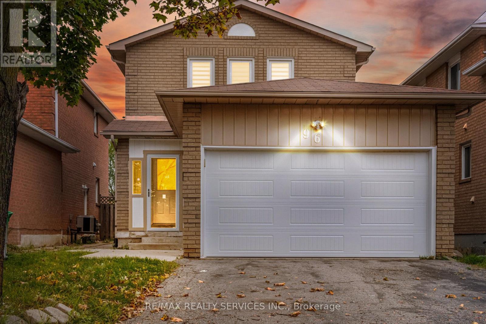 96 Toba Cres, Brampton, ON L6Z 4R9