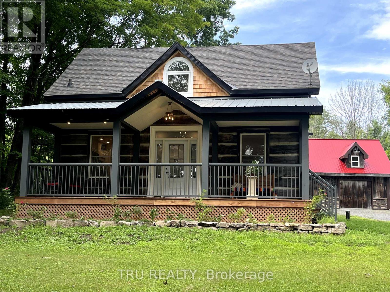 1913 Old Carp Rd W, Ottawa, ON K0A 1L0