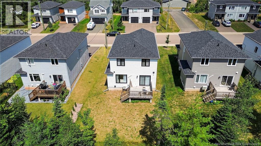 512 Maplehurst Dr, Moncton, NB E1G 6E2
