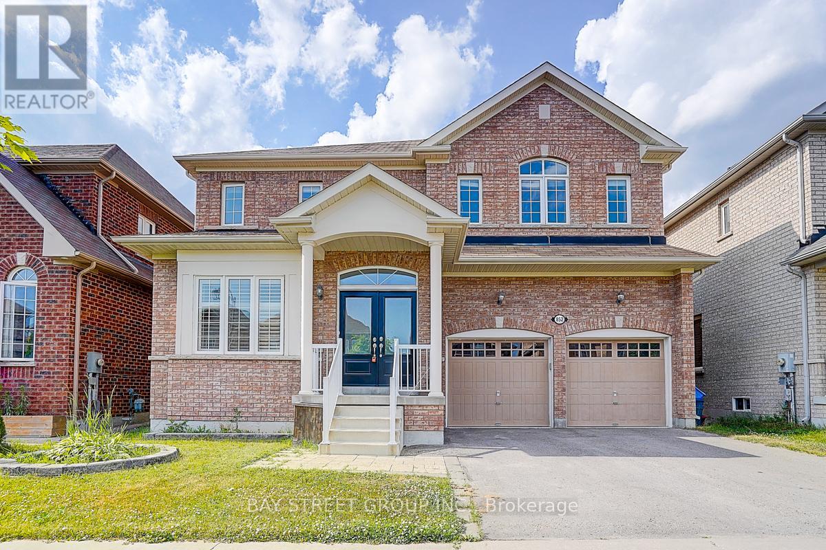 852 William Lee Ave, Oshawa, ON L1K 0C4