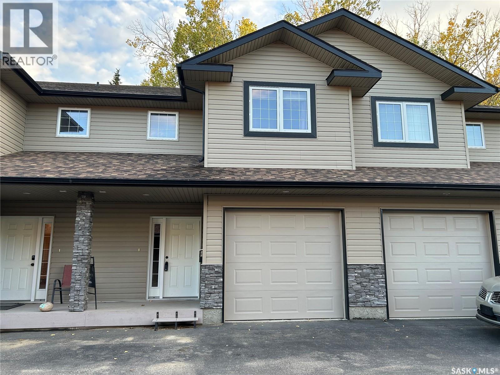 33 Wood Lily Drive #d2, Moose Jaw, SK S6J 1E4