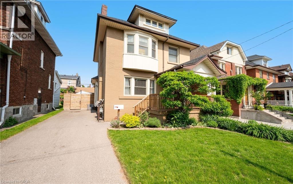 124 Eastbourne Ave, Hamilton, ON L8M 2M8
