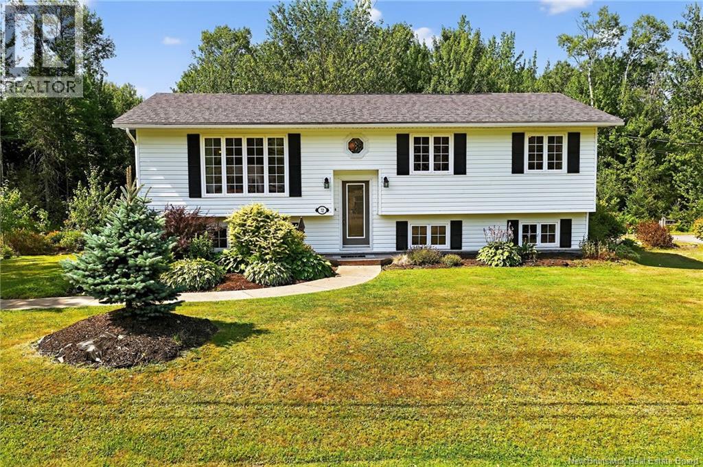 72 Reeder Rd, Salisbury, NB E4J 2P5