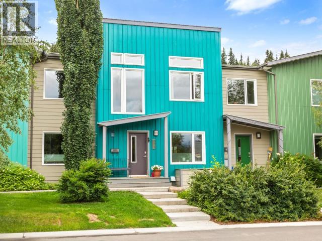 802 Wheeler St #b, Whitehorse, YT Y1A 2P9