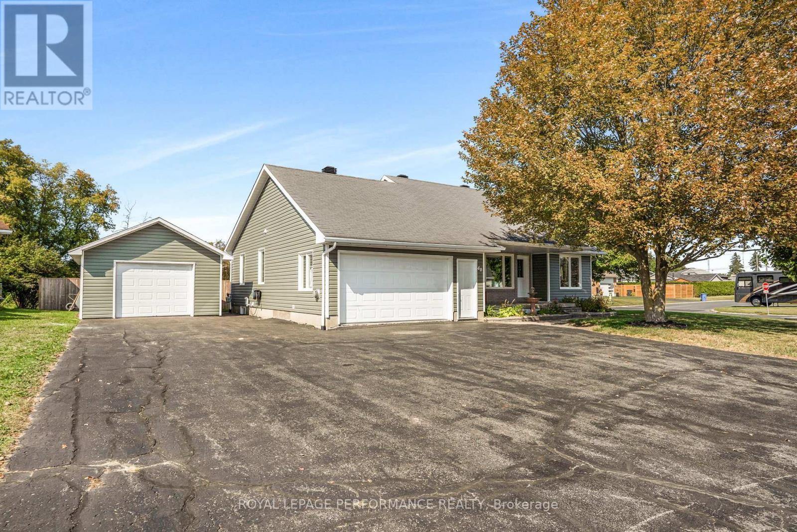 40 Faucher Blvd, Casselman, ON K0A 1M0