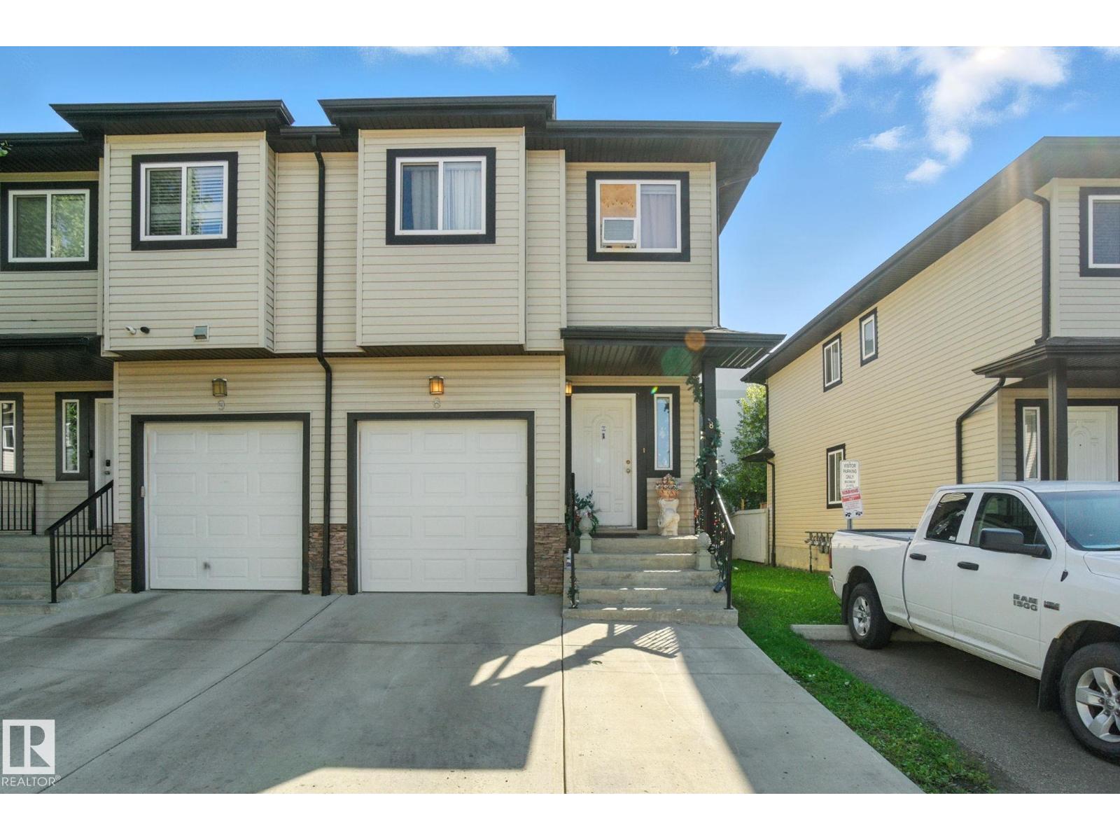 1820 34 Avenue Northwest #8, Edmonton, AB T6T 0N9