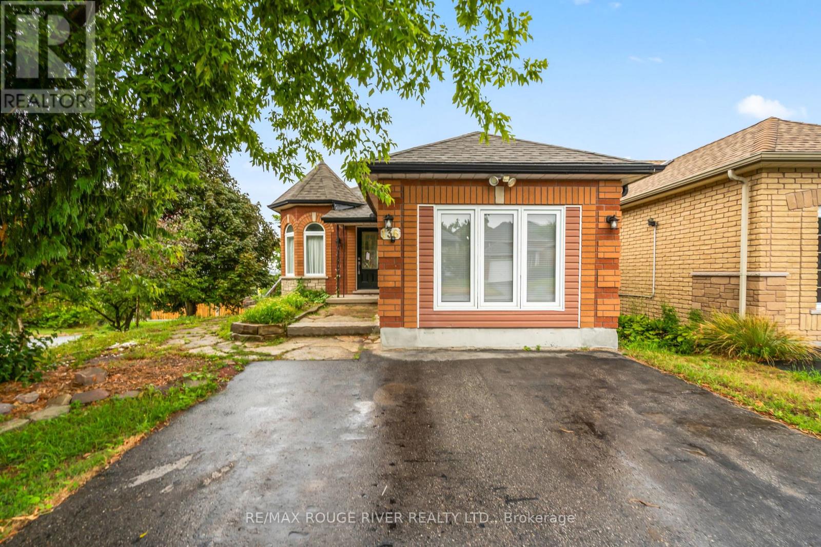 136 Haden Ave, Peterborough, ON K9H 7P6
