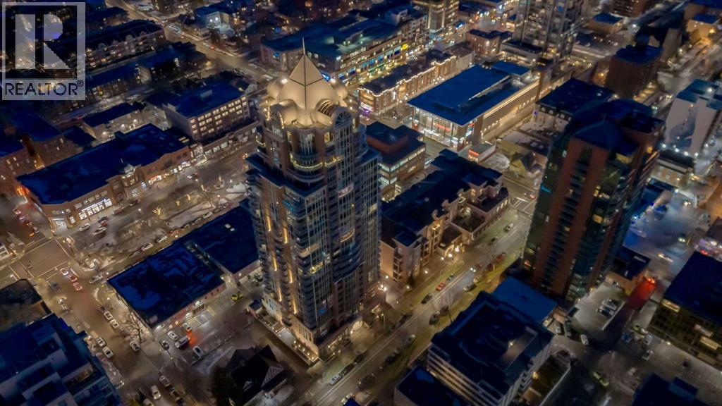 817 15 Avenue Sw Unit 1700, Calgary, AB T2R 0H8