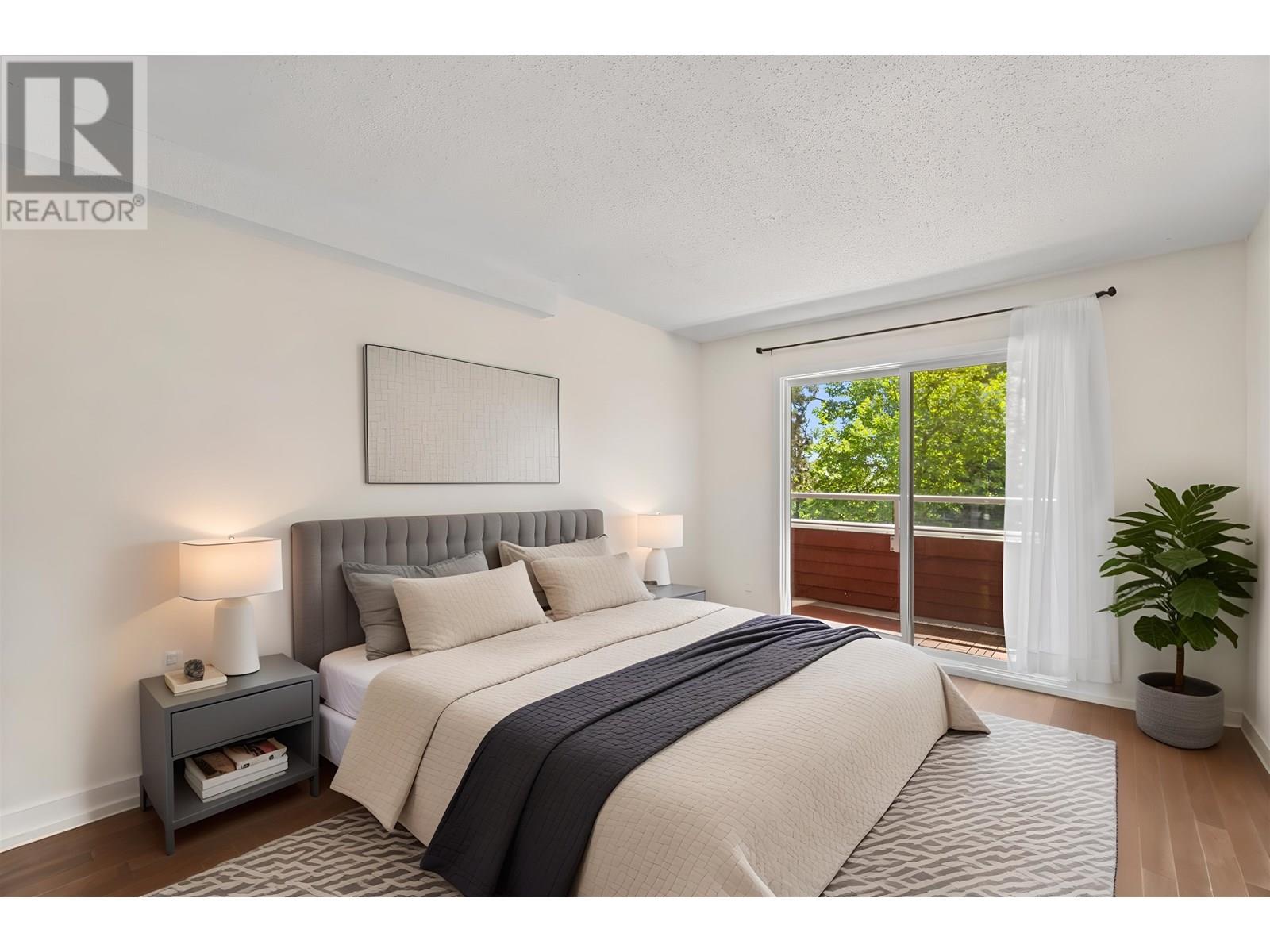 250 W 1st Street Unit 202 St, North Vancouver, BC V7M 1B4