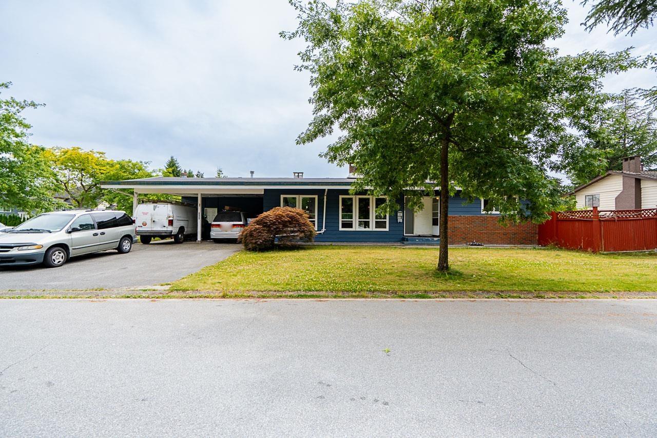 9303 Stuart Cres, Surrey, BC V3V 1T8