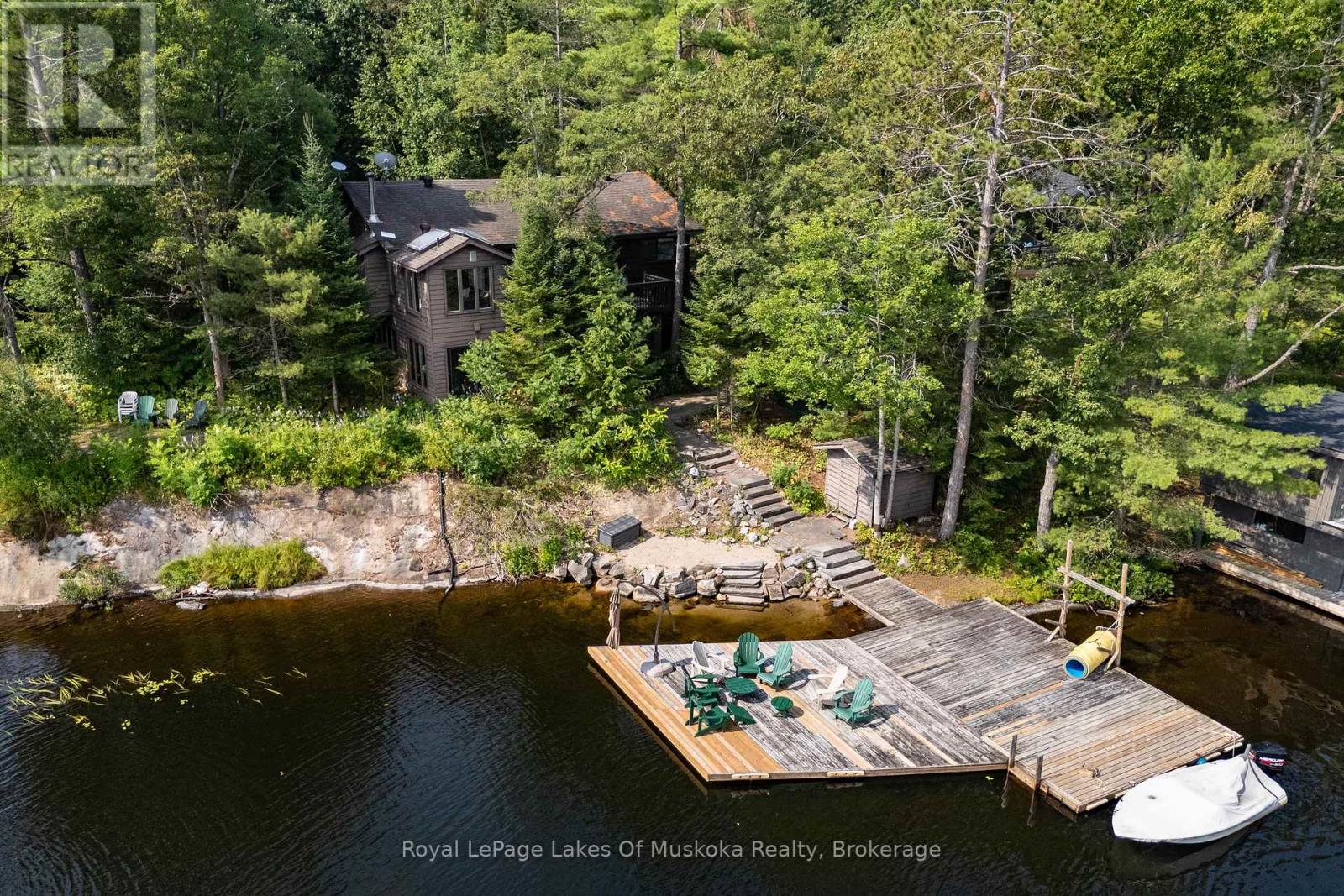 51 Pinetree Rd, Gravenhurst, ON P1P 1R2