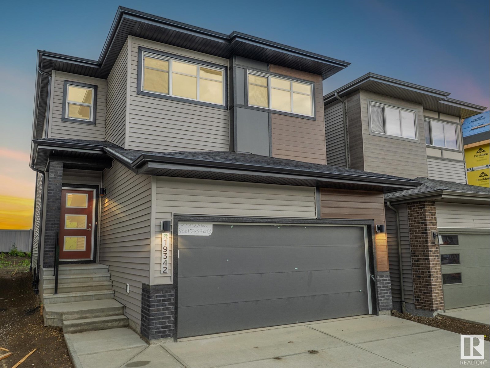 22 Av Nw Unit 19342 #a, Edmonton, AB T6M 3B7