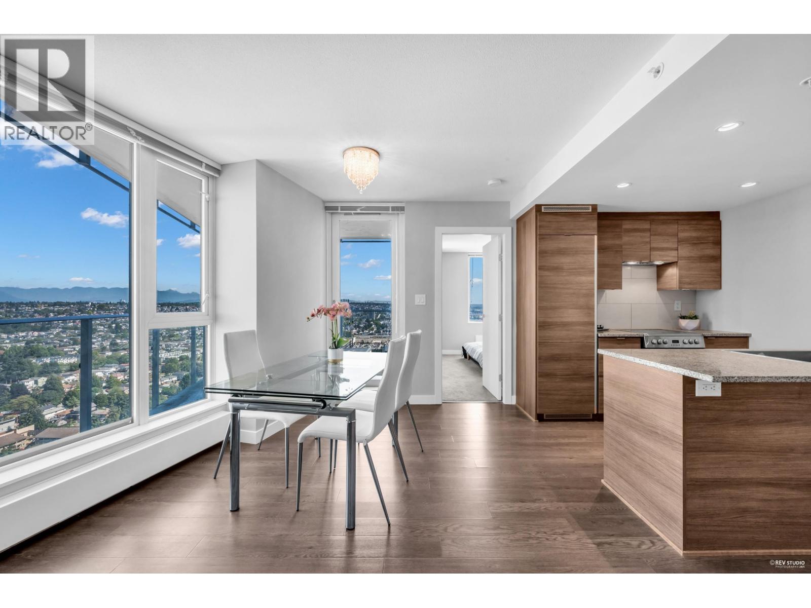 488 SW Marine Drive Unit 3207, Vancouver, BC V5X 0C6
