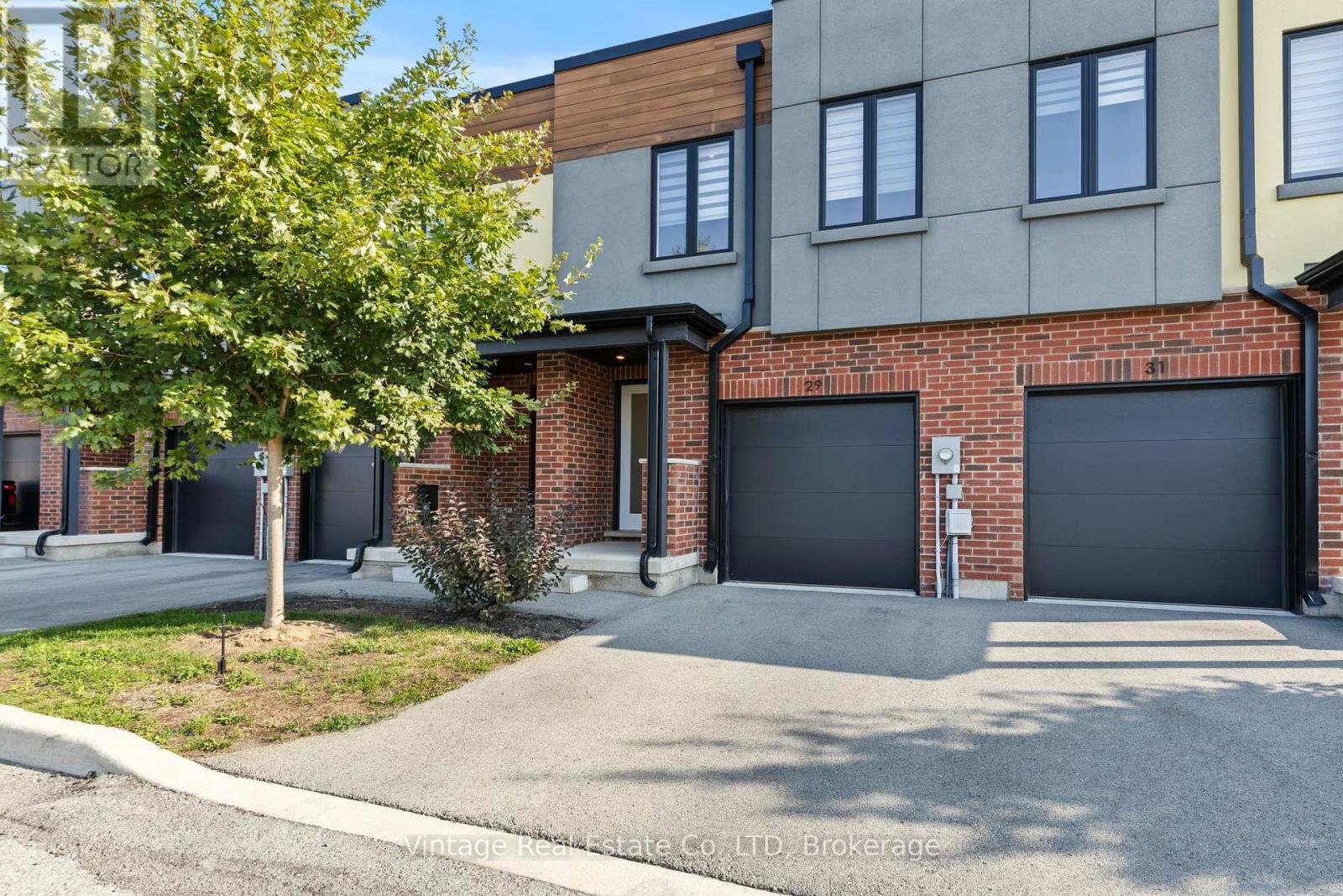 29 1465 Station St, Pelham, ON L0S 1E3