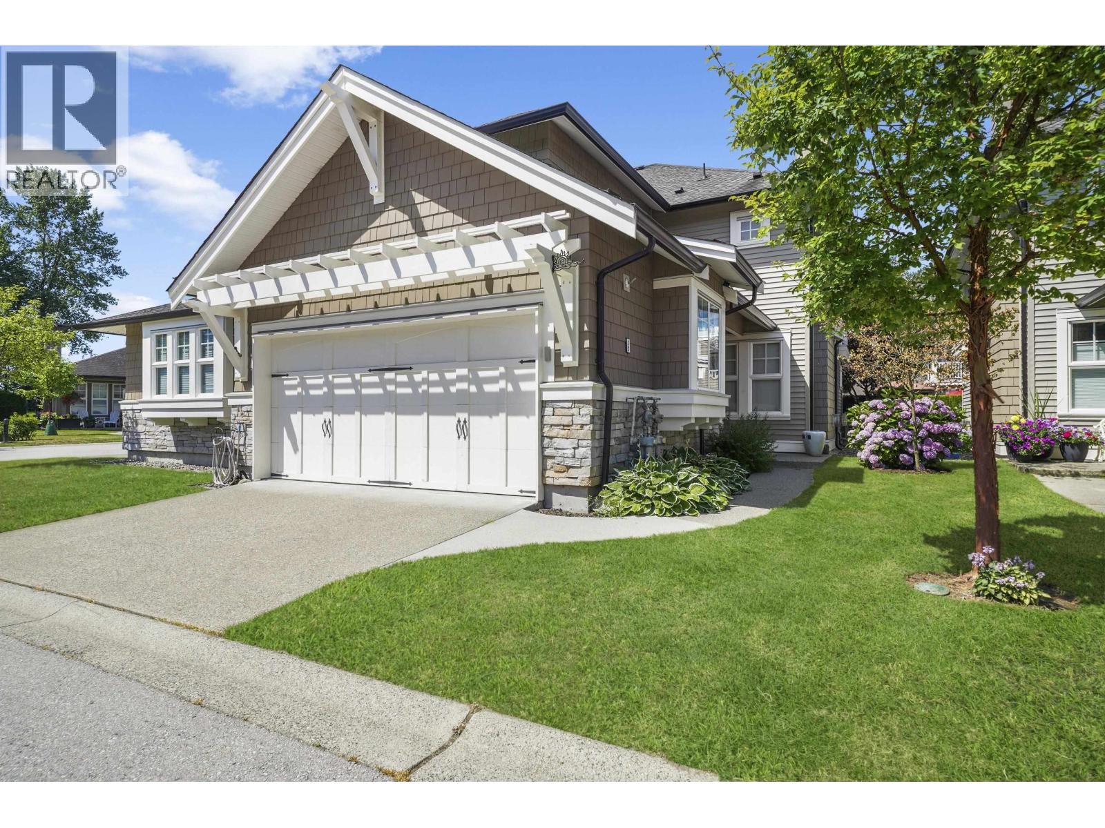 19452 Fraser Way Unit 32, Pitt Meadows, BC V3Y 0A3