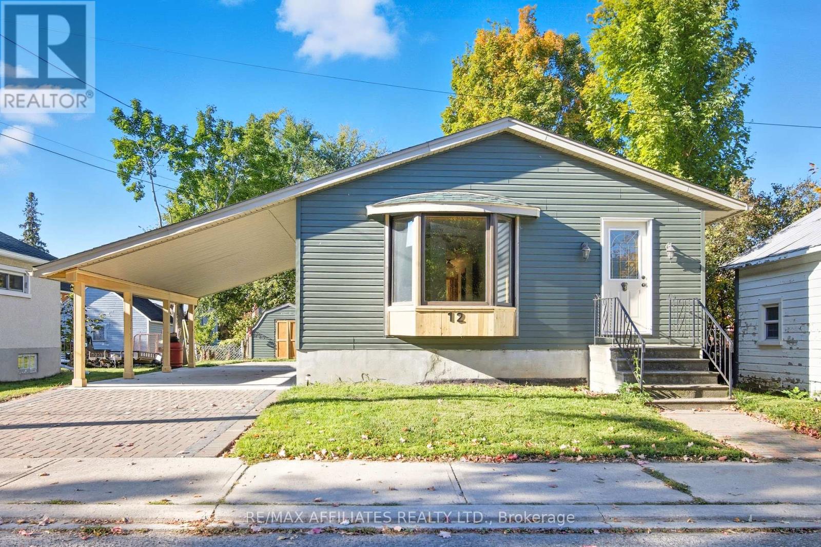12 Prince St, Carleton Place, ON K7C 2M4