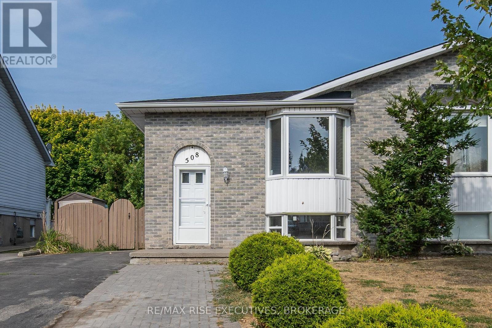 508 Grandtrunk Ave, Kingston, ON K7M 8P6