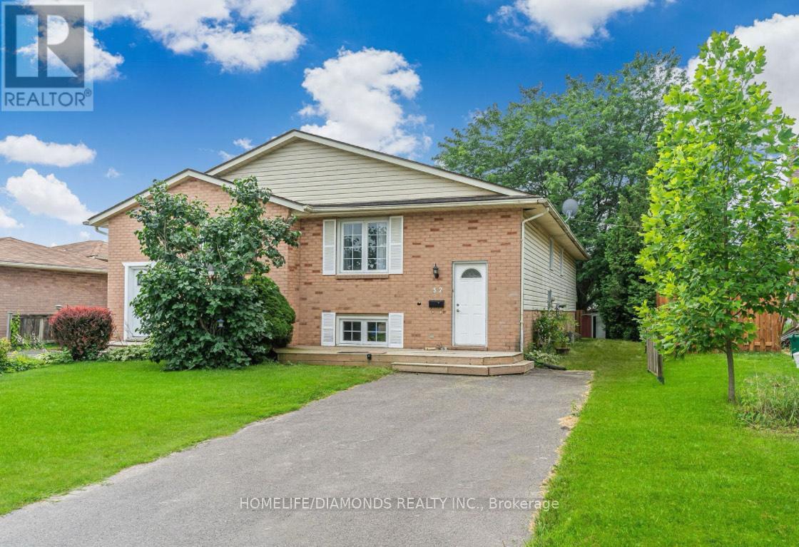 37 Briarsdale Cres, Welland, ON L3C 6S7