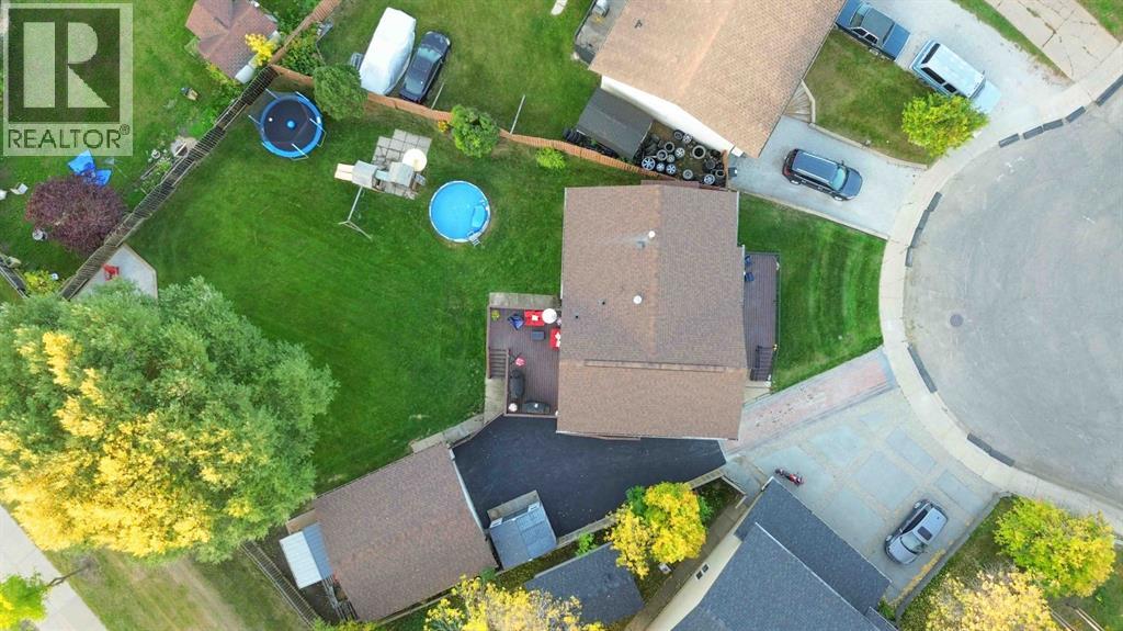 225 Farrell Cres, Fort Mcmurray, AB T9k 1L9
