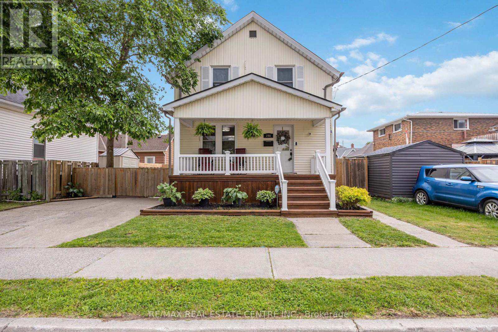 290 Cromwell St, Sarnia, ON N7T 3Y4