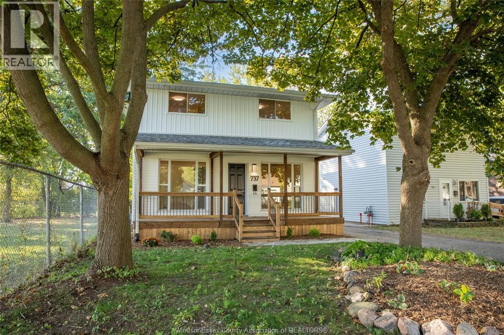 737 Charles St, Windsor, ON N8X 3G7
