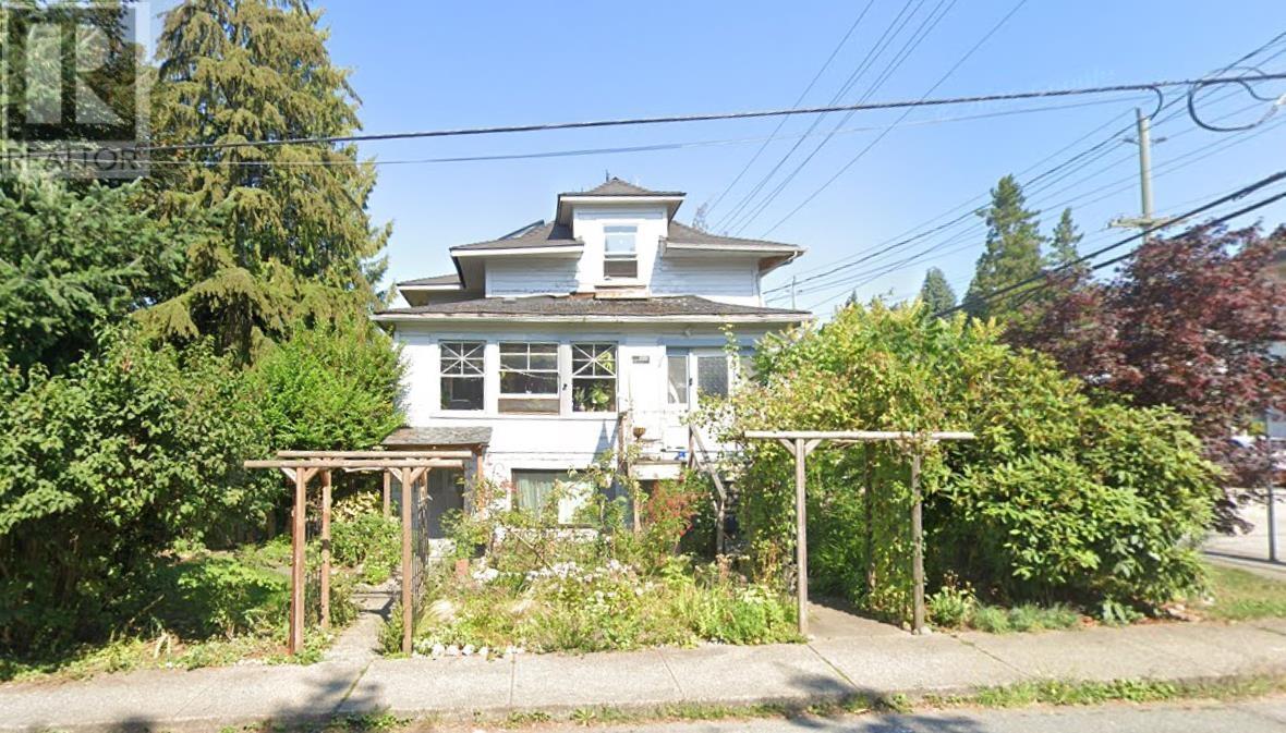 1001 Fifth Ave, New Westminster, BC V3M 1Y4