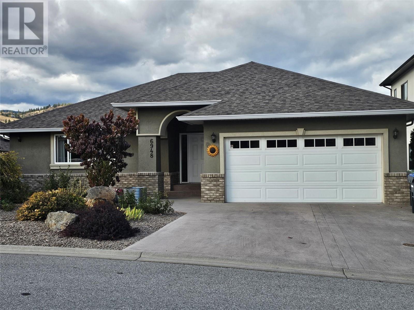 6948 Mountainview Dr, Oliver, BC V0H 1T4