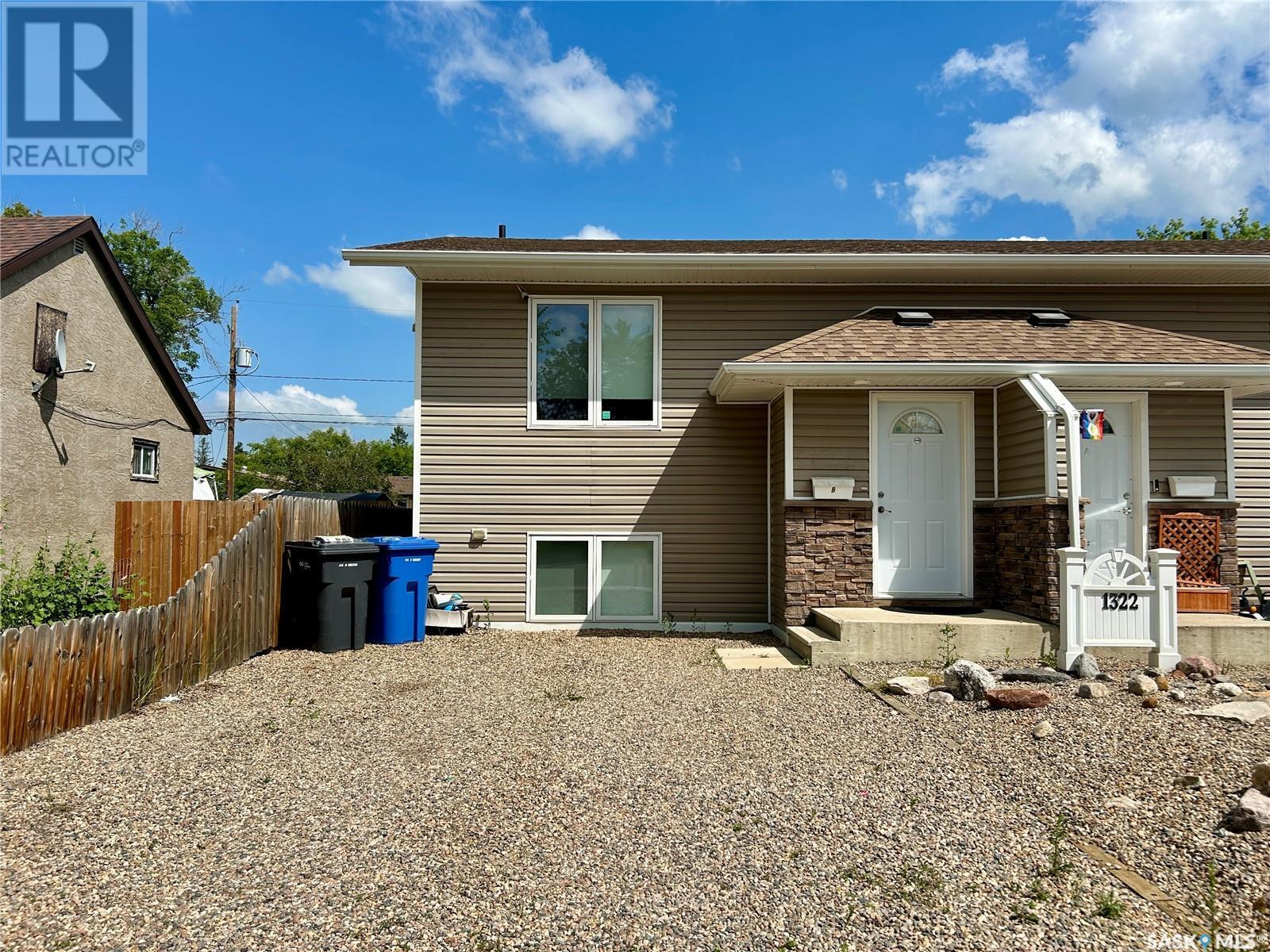 1322 107 Street, North Battleford, SK S9A 1Z7
