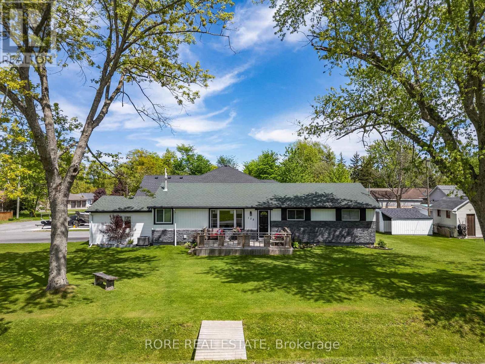 128 Cook Ave, Fort Erie, ON L0S 1N0