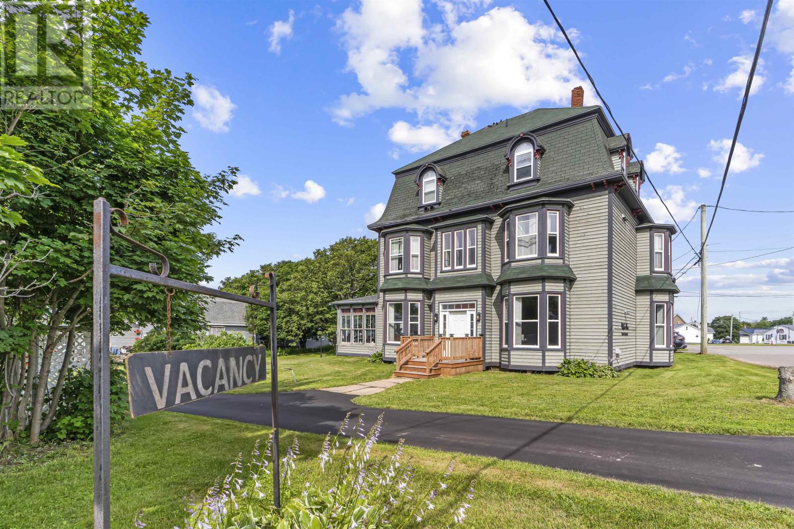 16 Washington St, Souris, PE C0A 2B0
