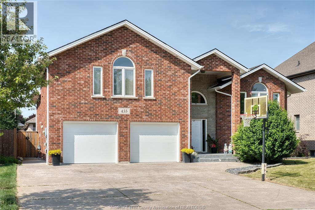 455 Huron, Lasalle, ON N9J 1J7