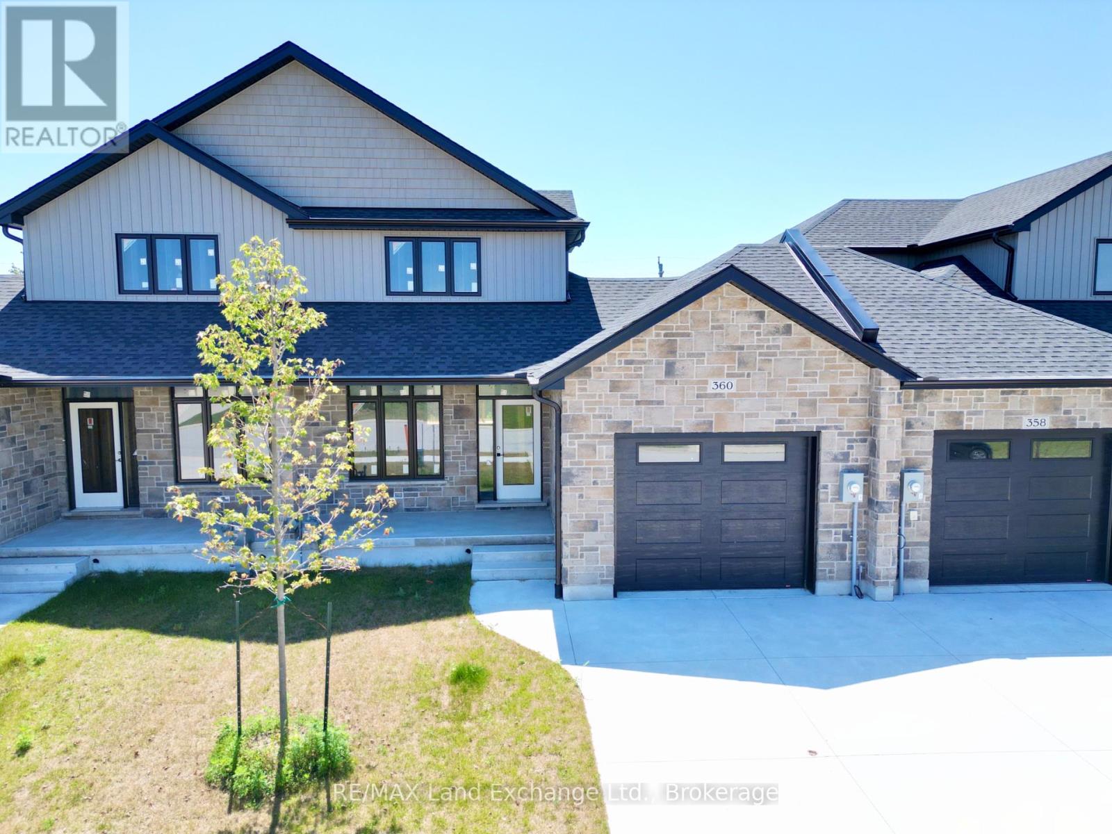 360 Rosner Dr, Saugeen Shores, ON N0H 2C8