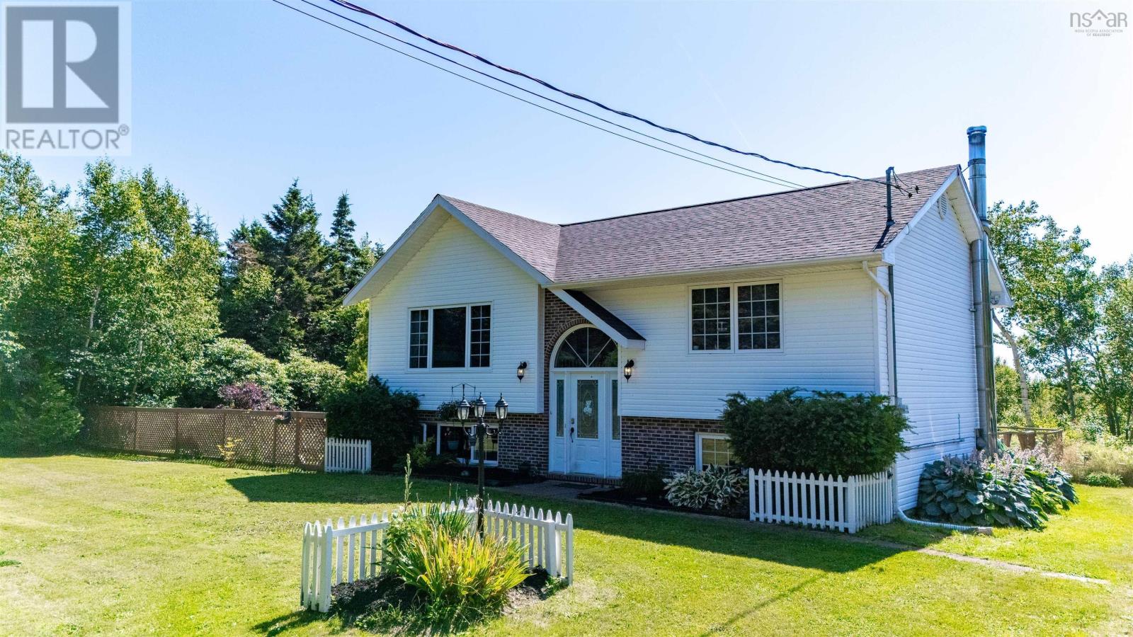 231 Highway 308, Morris Island, NS B0W 3M0
