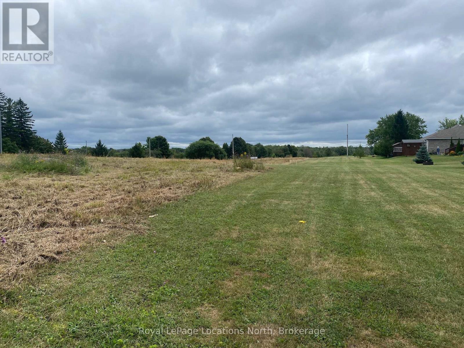 37 Nelson St W, Minto, ON N0G 1M0