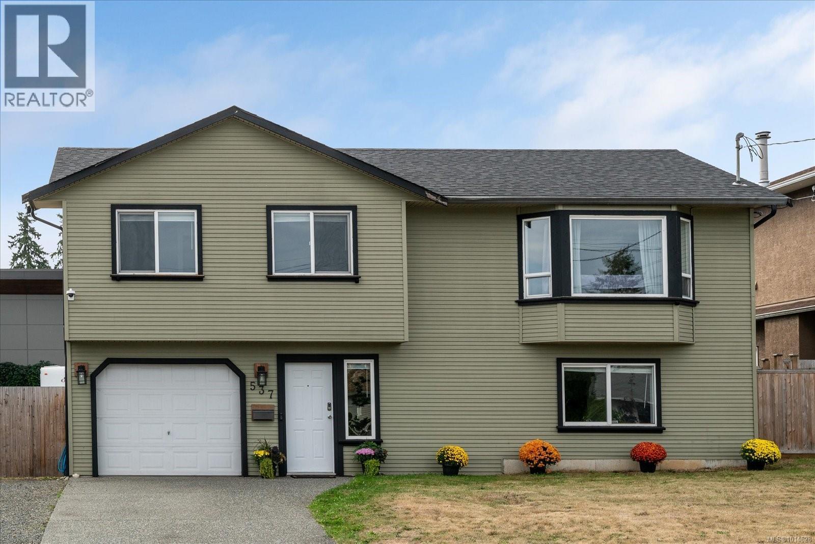 537 Deering St, Nanaimo, BC V9R 6Y2