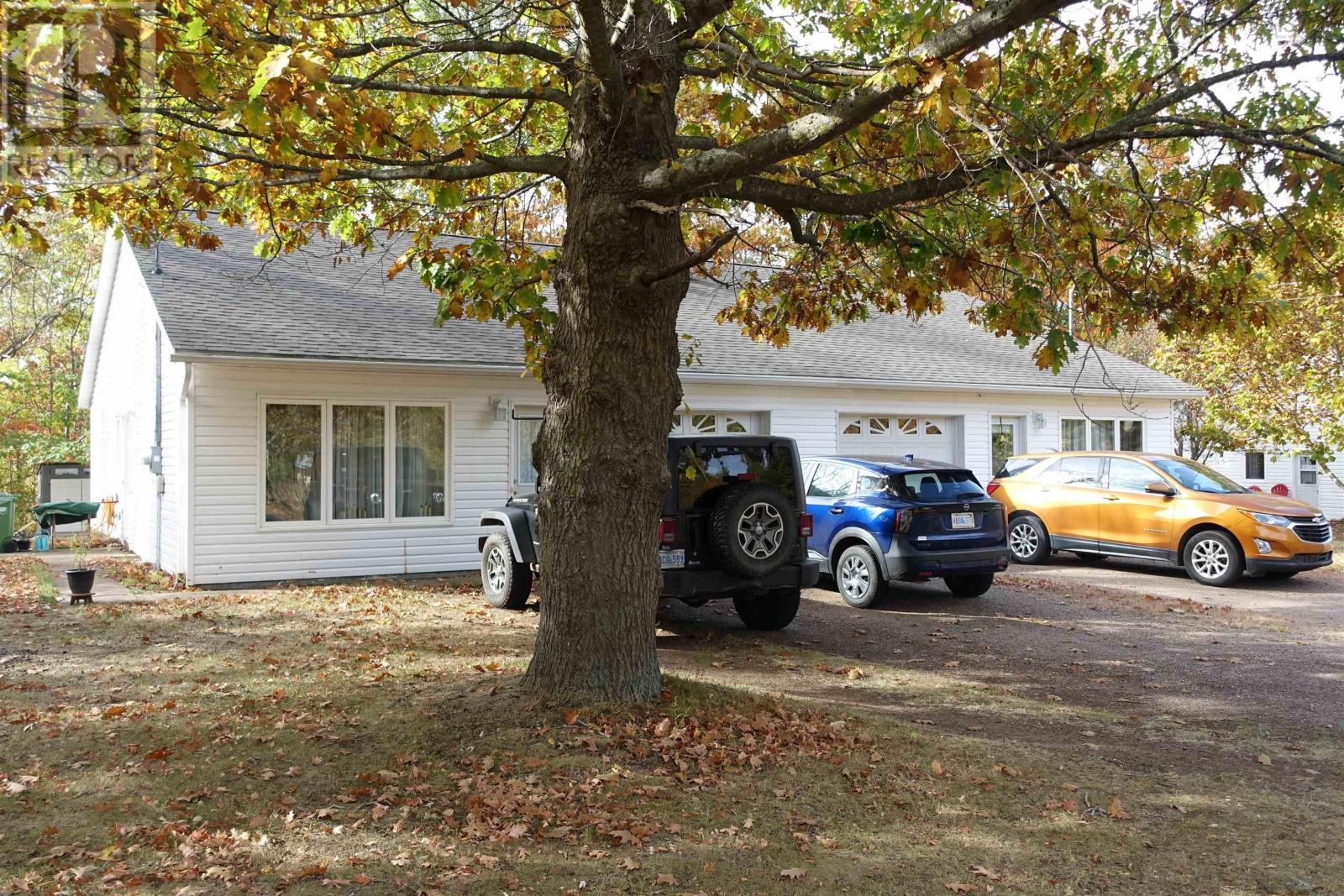 1198-1200 Maple St, Waterville, NS B0P 1V0