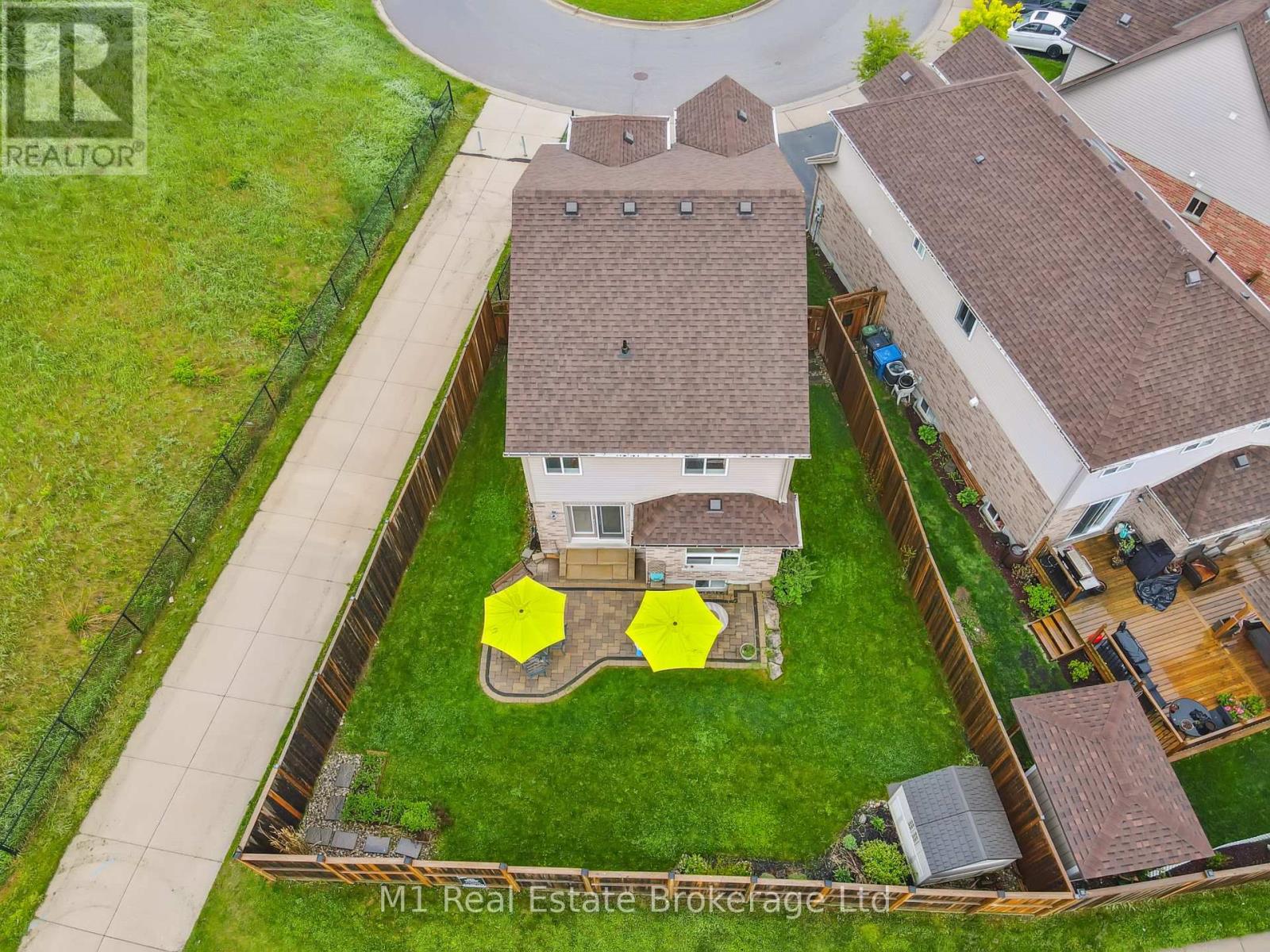 12 Oakes Ct, Guelph Grange Road, ON N1E 0J6