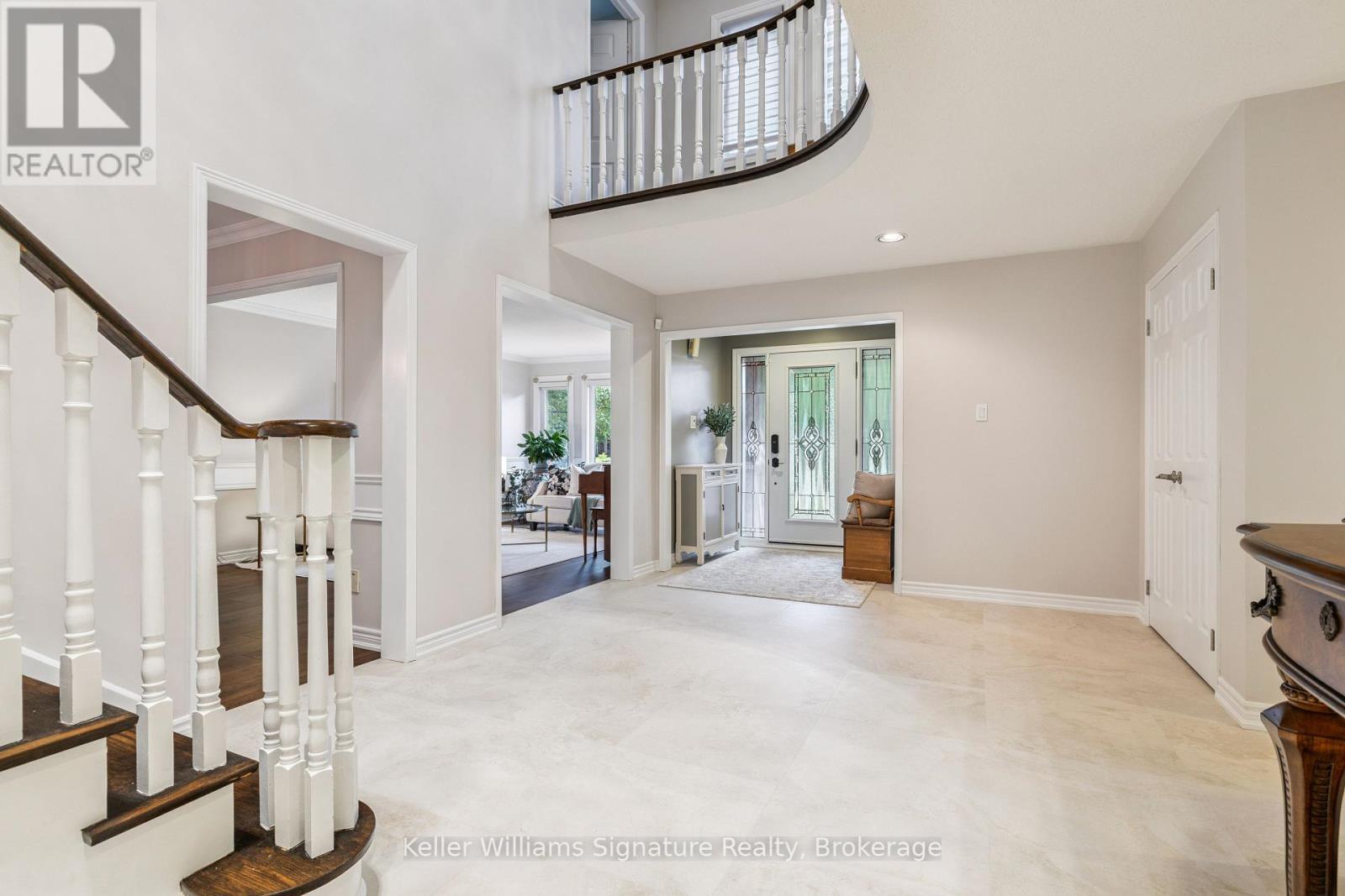 1121 Manor Rd, Oakville, ON L6M 1G3
