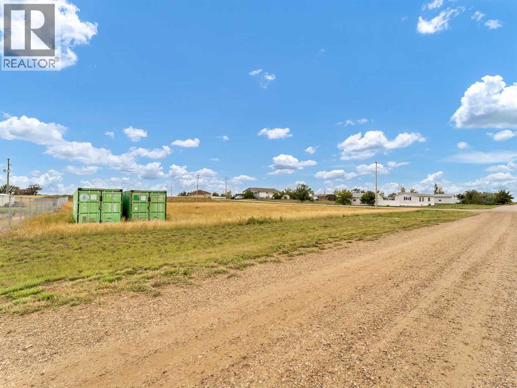 118 Grenfell Ave, Suffield, AB T0J 2N0