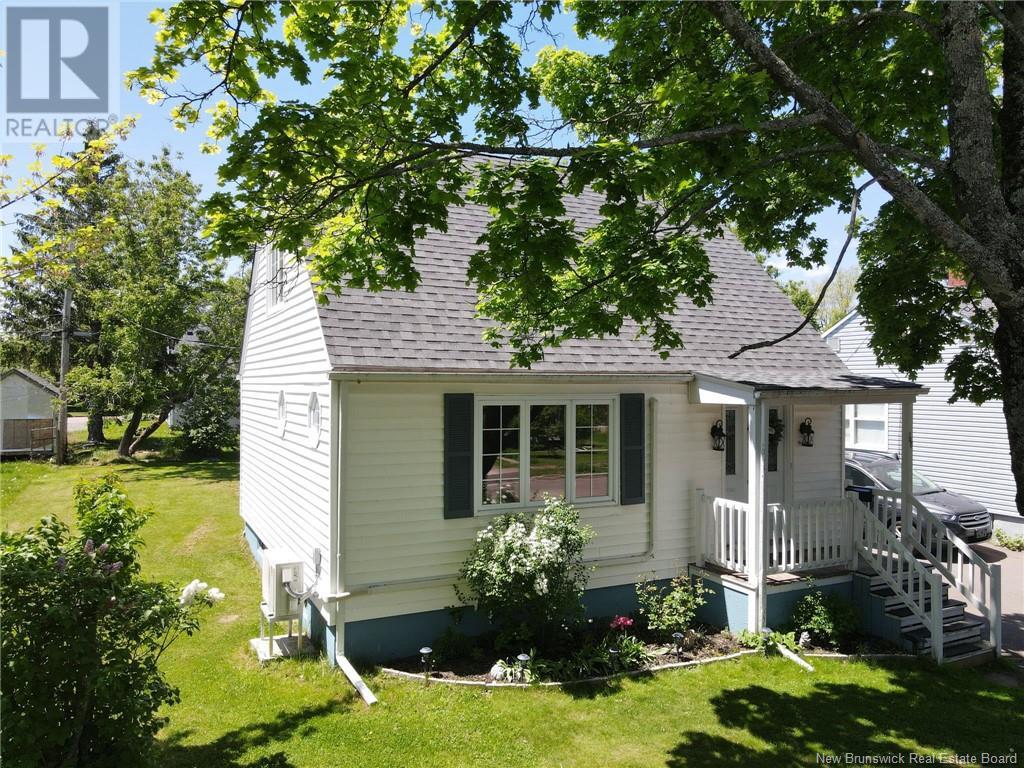 140 Cassidy Ave, Moncton, NB E1C 6T4