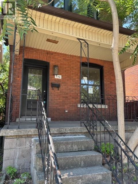 750 Cannon St E, Hamilton, ON L8L 2G9