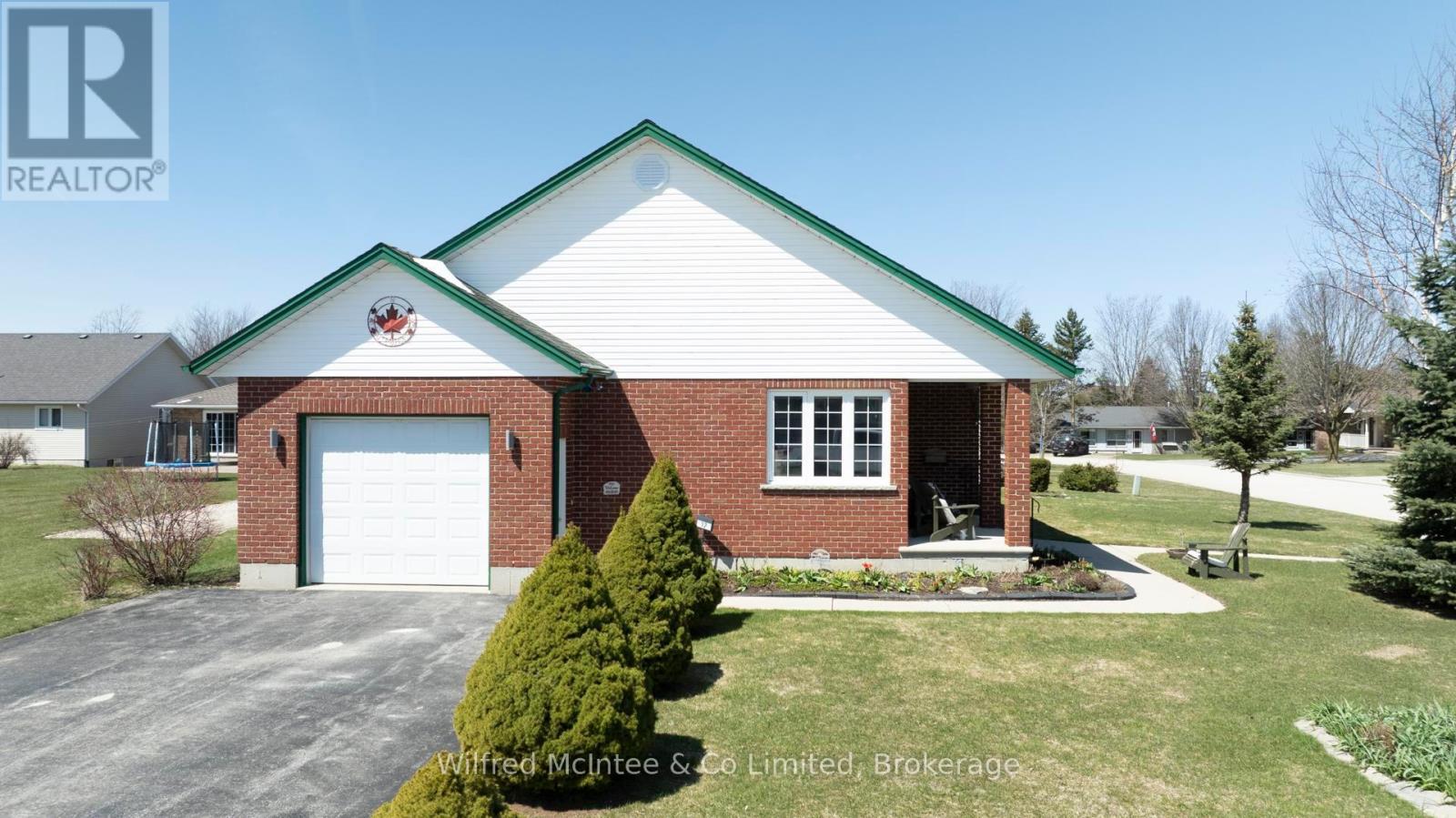 12 Jonathan Cres, South Bruce, ON N0G 2J0