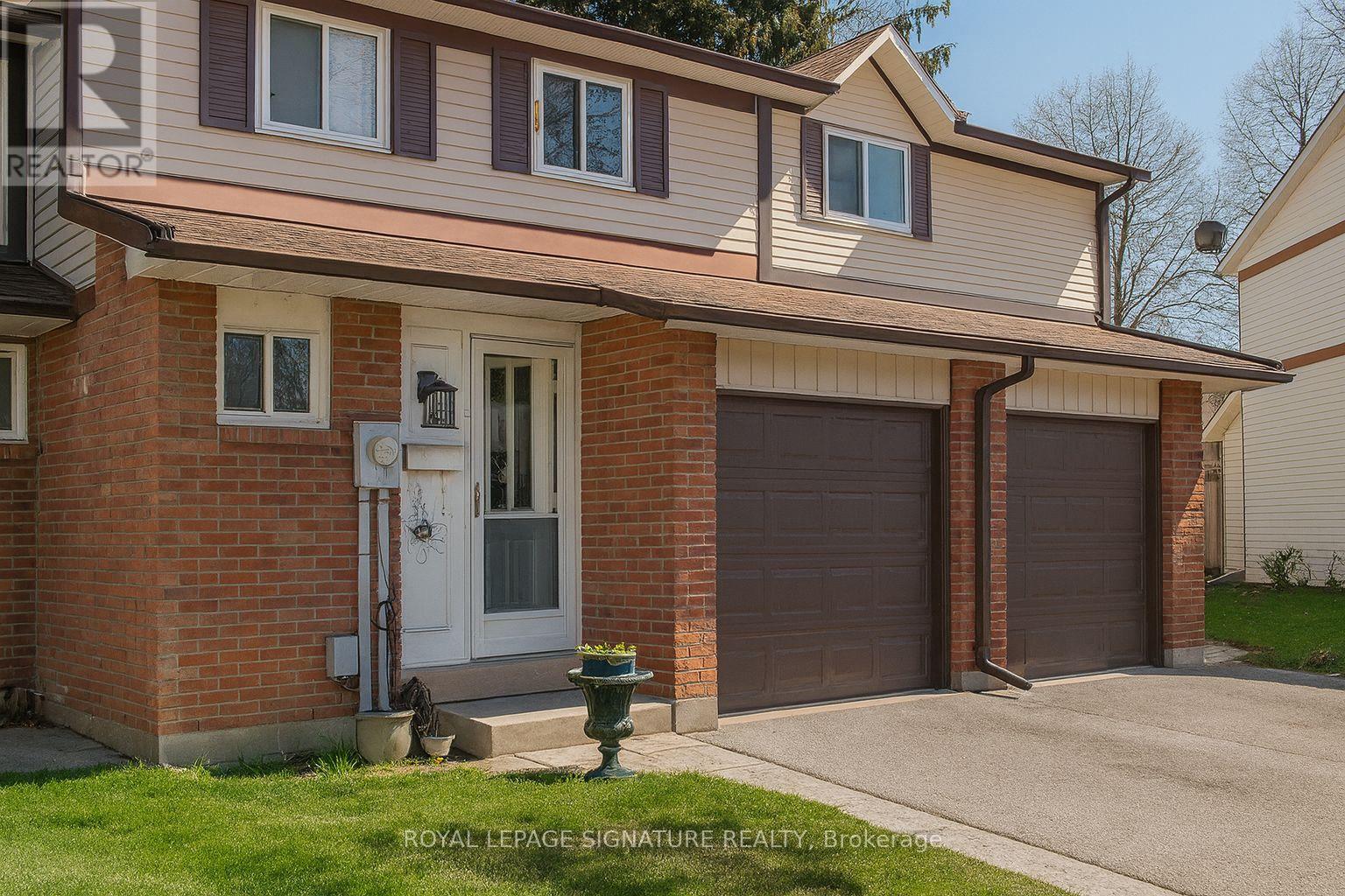 44 Parker Cres, Ajax, ON L1S 3R5